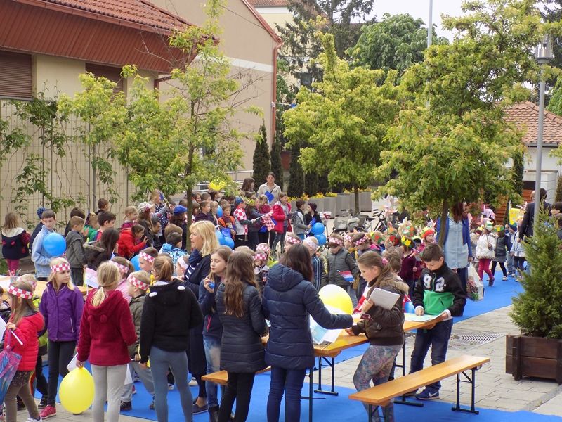 348215126dscn1541358744