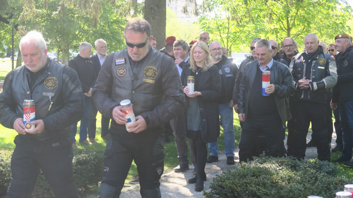 POČAST Karavana iz Splita u Čakovcu odala počast nestalim i poginulim braniteljima u Domovinskom ratu