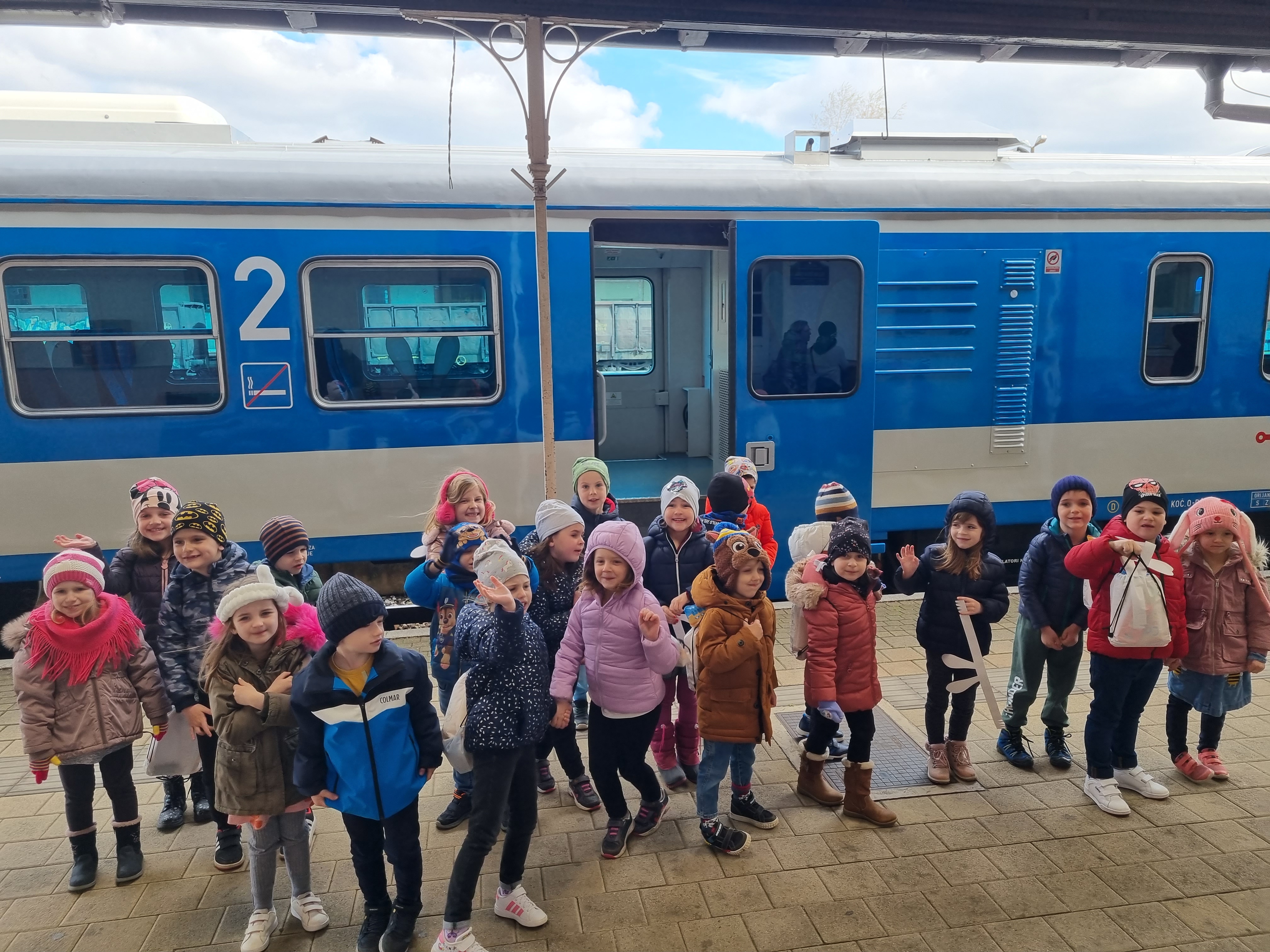 ISKUSTVO ZA PAMĆENJE Vrtićarci uživali u čarobnoj vožnji uskrsnim vlakom