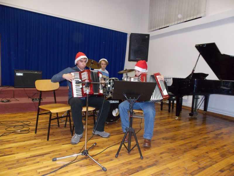 dscn13213665430629233