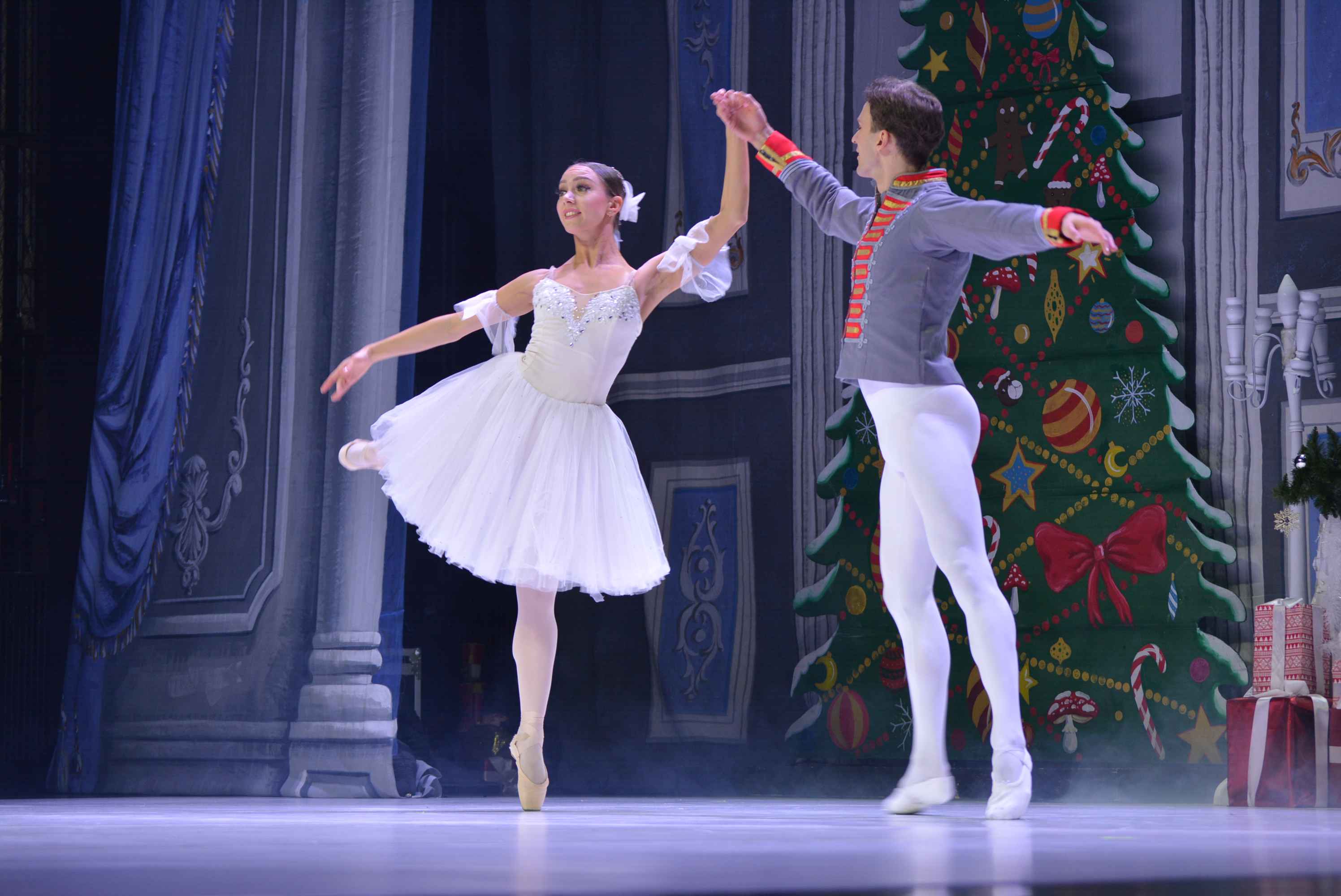 FOTO/VIDEO Spektakularna izvedba ‘Orašara’ – Ukrainian classical ballet oduševio čakovečku publiku FOTO/VIDEO Spektakularna izvedba ‘Orašara’ – Ukrainian classical ballet oduševio čakovečku publiku