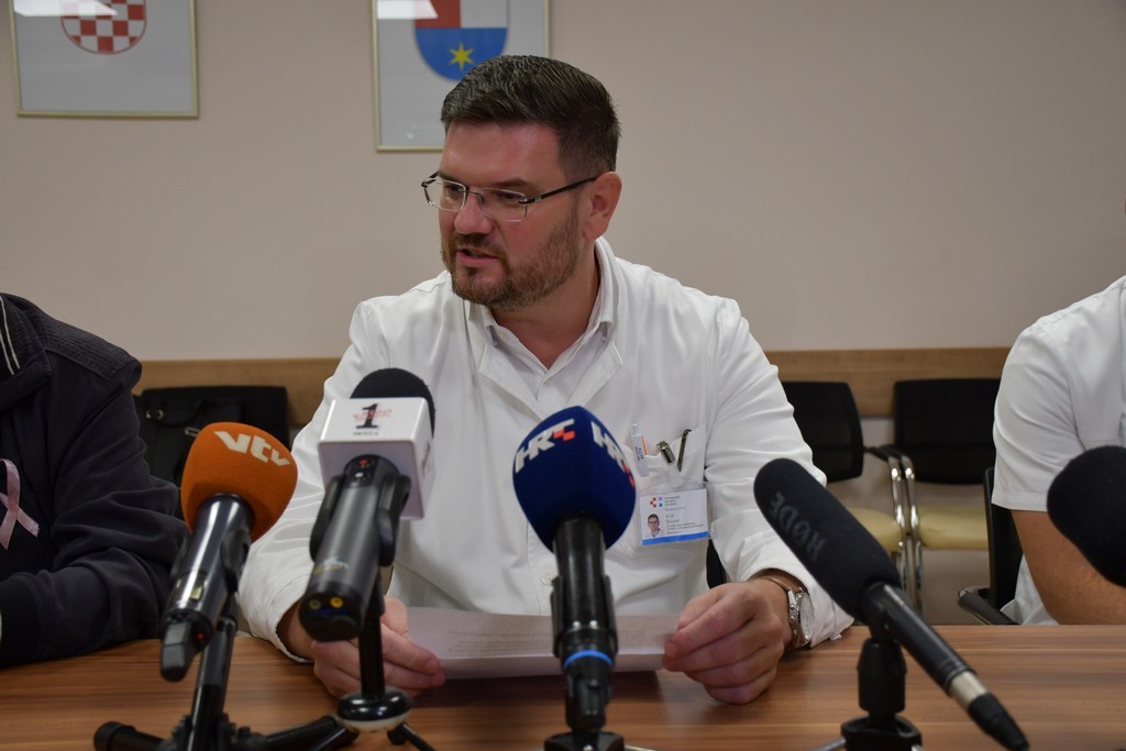 VRIJEDNA DONACIJA Županijska liga protiv raka donirala bolnici igle za core biopsiju VRIJEDNA DONACIJA Županijska liga protiv raka donirala bolnici igle za core biopsiju