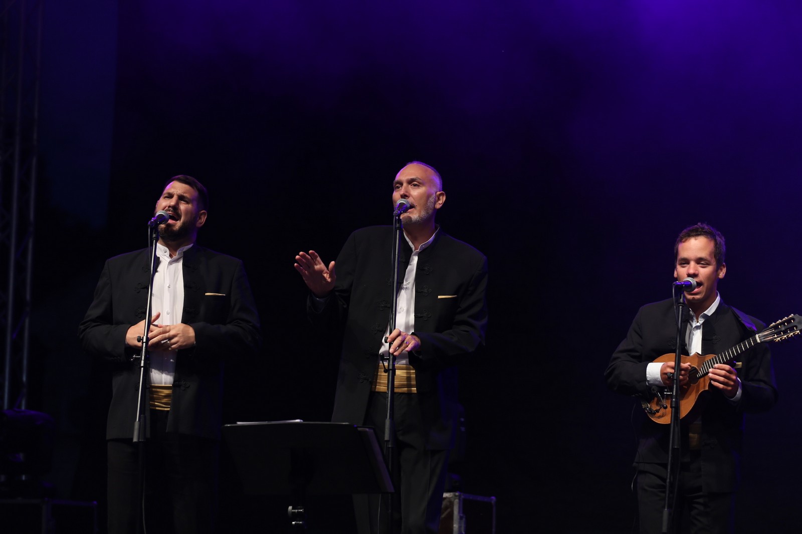 Odlična atmosfera: Klapa Kampanel zabavlja Kotoripčane i njihove goste