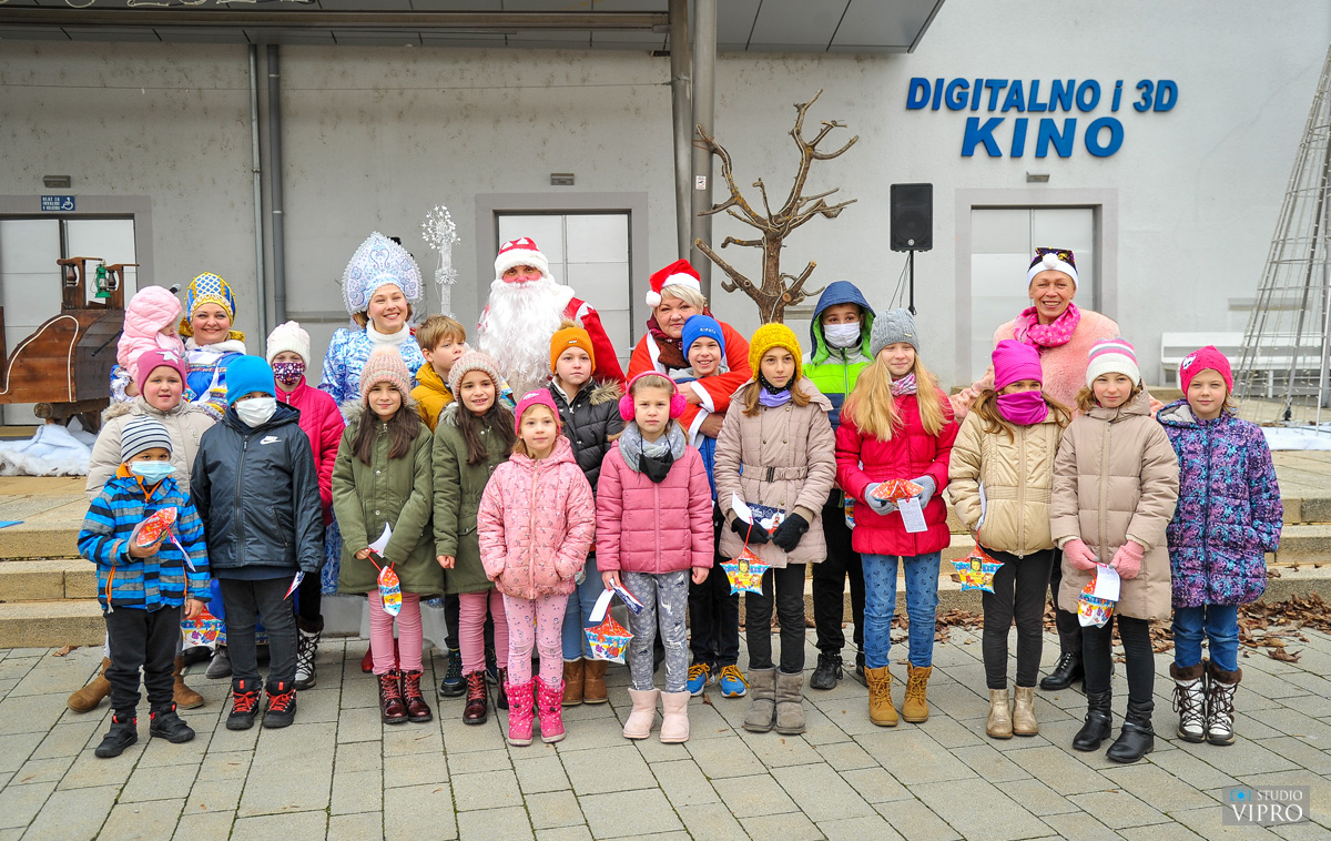 Djed Mraz i Snjeguročka posjetili Prelog