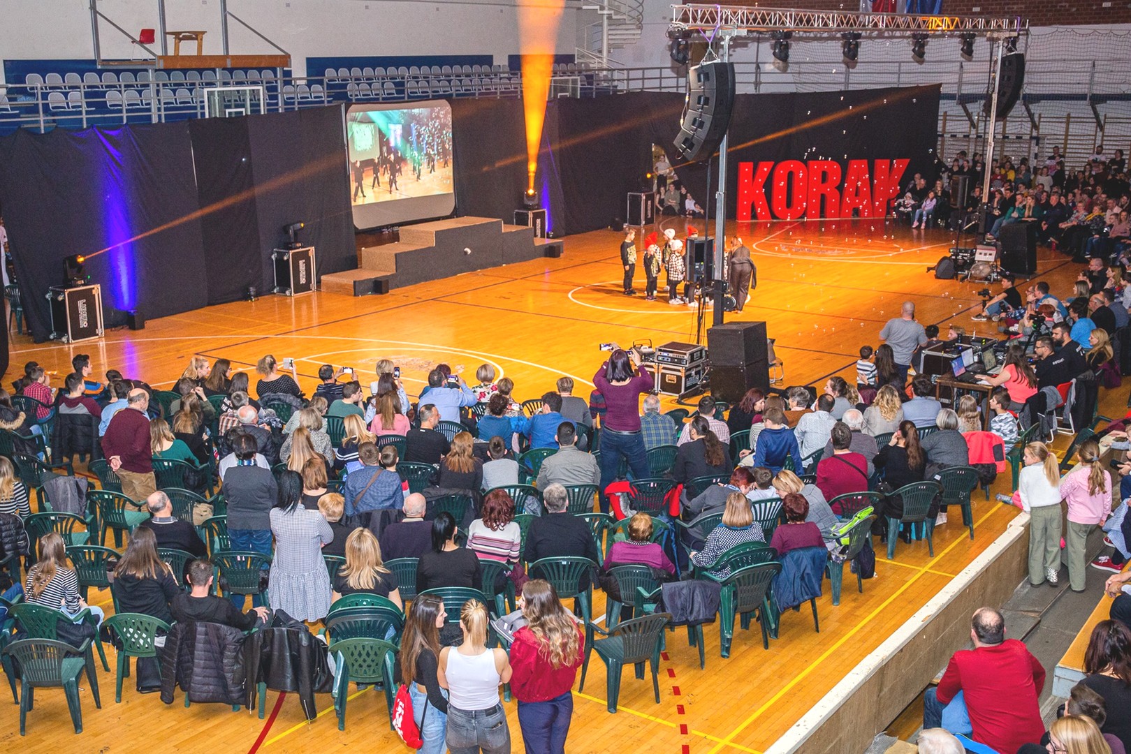 Plesni studio Korak produkcijom humanitarnog karaktera proslavio pet godina rada