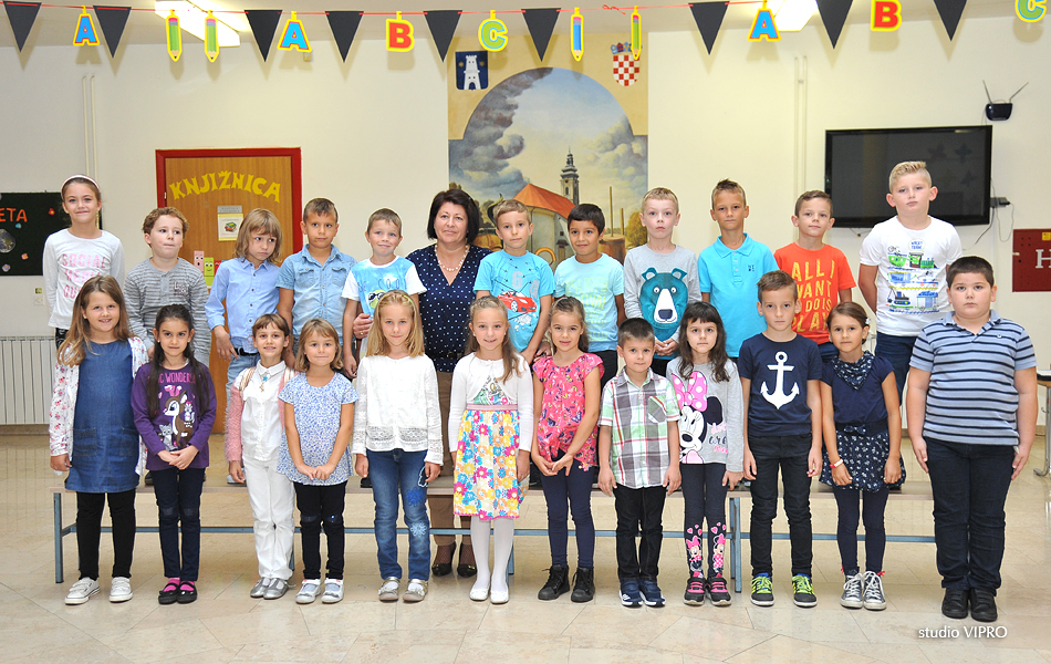 Prvašići Osnovne škole Prelog i Draškovec dočekani prigodnim programom