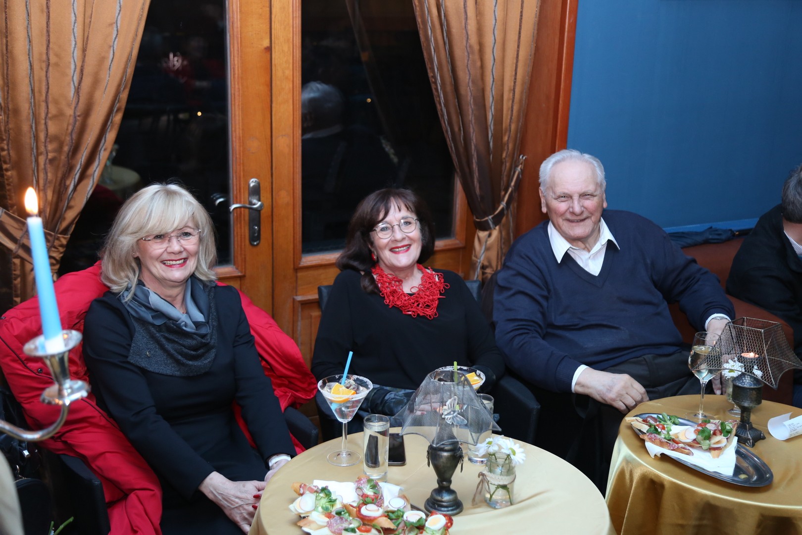 Legendarni Stjepan Jimmy Stanić u Gradskoj kavani Čakovec povodom Dana žena