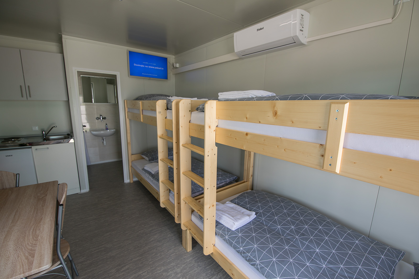 U Tehnixu predstavljeni Corona Kremator i Mobilna Corona kabina