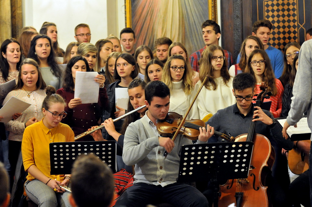 Holywin u Varaždinu – molitveno bdijenje mladih