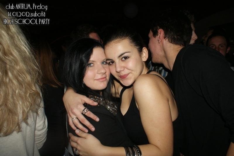 slika0040 Antrum (Subota, 14.1.2012) slika0040 Antrum (Subota, 14.1.2012)