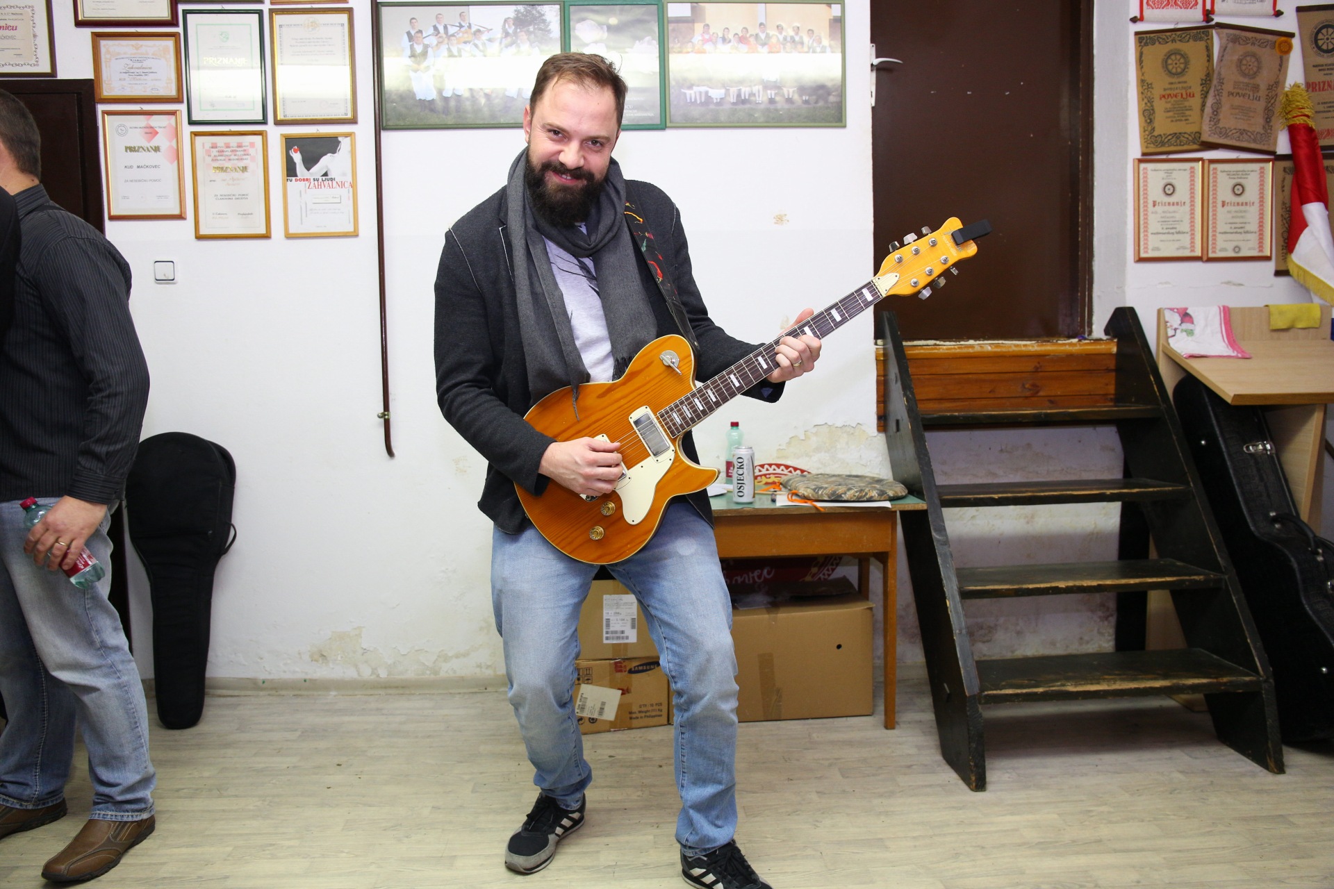 MEĐIMURCI POKAZALI VELIKO SRCE Humanitarni koncert u Mačkovcu za obitelj Colarić