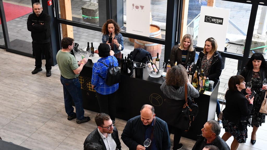 Urbanovo, otvorenje Urbanovo, otvorenje