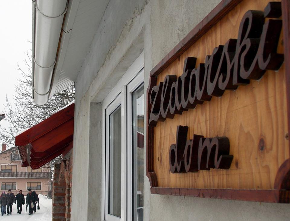 1003606166375981055365370441248