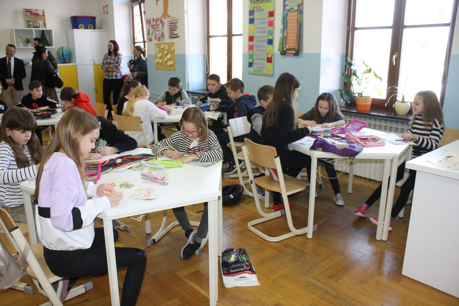 FOTO U I.OŠ Čakovec predstavljena bojanka ‘Volimo životinje’