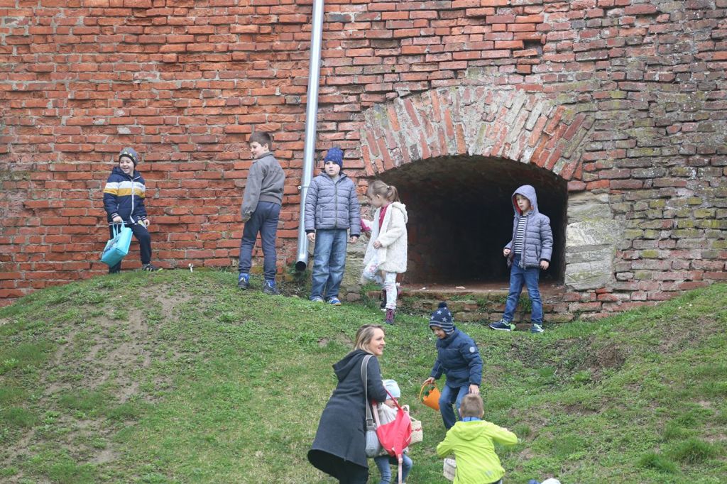 2983063710214694485652745590663