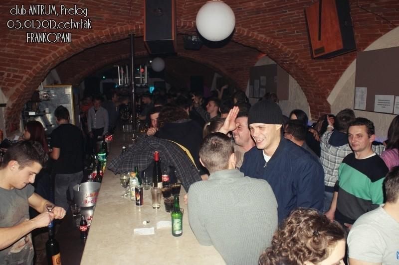 slika0039 Antrum (Četvrtak, 5.1.2012) slika0039 Antrum (Četvrtak, 5.1.2012)