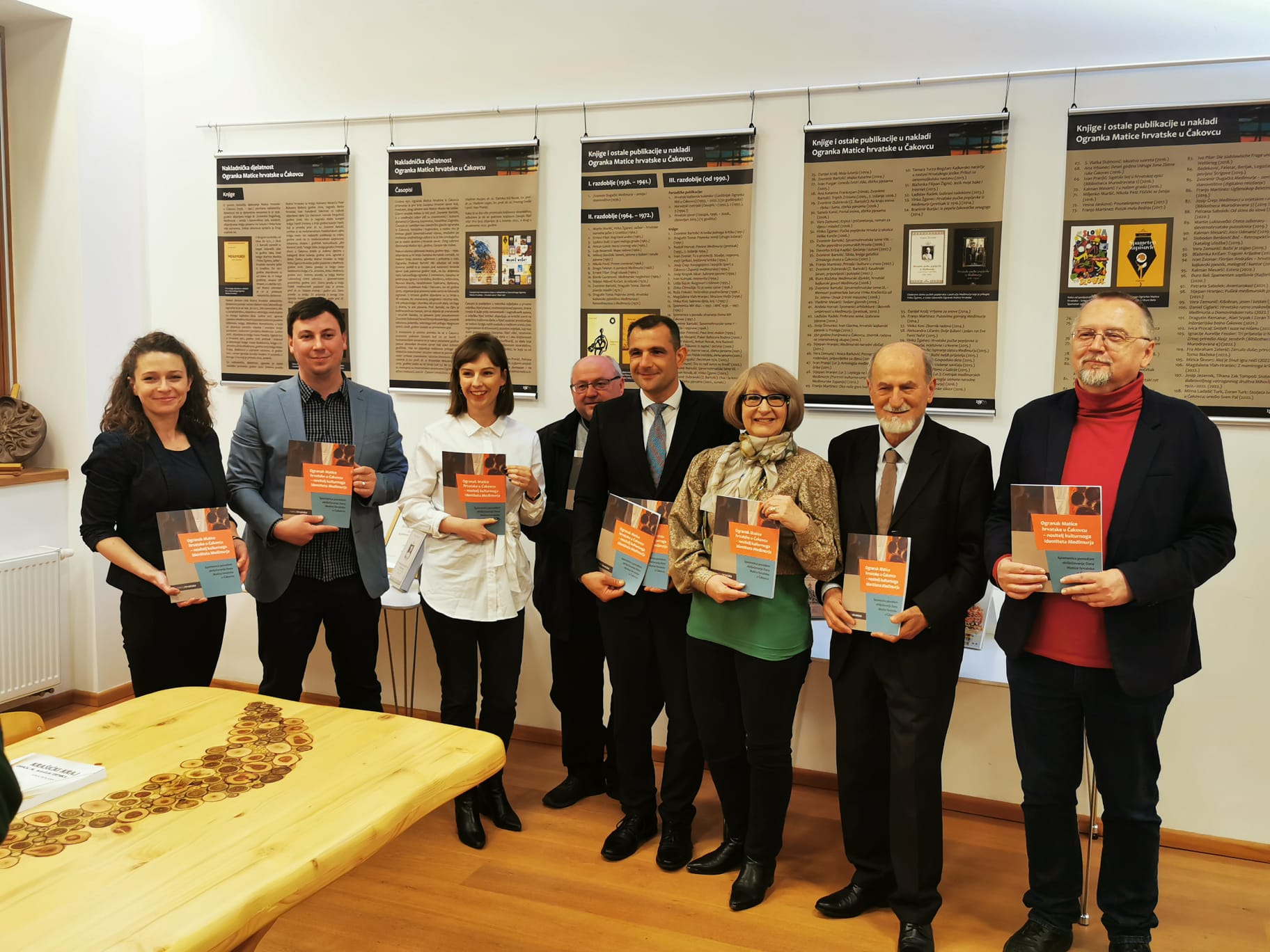 OGRANAK MATICE HRVATSKE U ČAKOVCU Predstavljena spomenica i otvorena izložba