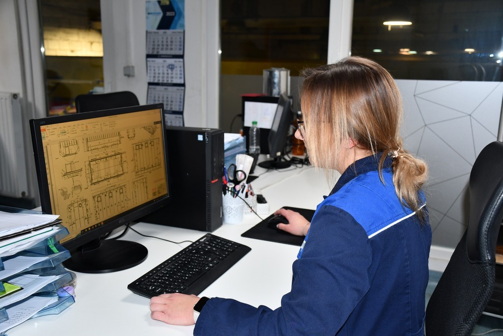 Maja Petek (25) iz Nedelišća koja već treću godinu gradi svoju karijeru u čakovečkoj tvrtki Primabiro Maja Petek (25) iz Nedelišća koja već treću godinu gradi svoju karijeru u čakovečkoj tvrtki Primabiro