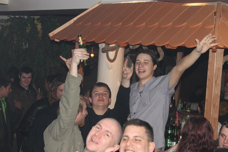 slika0044 Insomnia (Petak i subota, 22. i 23.2.2013 – Gloria Band)