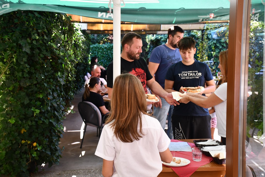 ZAHVALILI IM Ručak za istinske heroje Pušćina