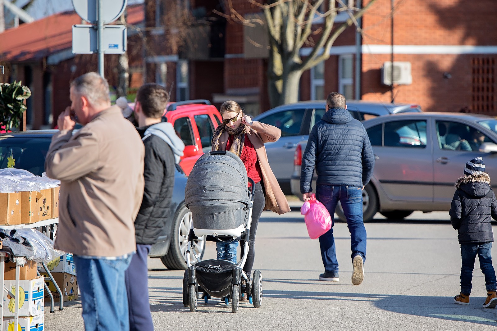 KLIKOM PO PRELOGU Živahno jutro u centru grada!