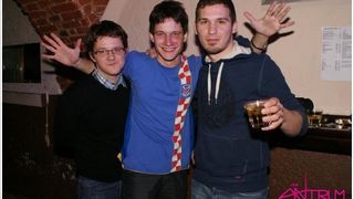 slika0012 Antrum (Petak i subota, 22. i 23.3.2013 – Mladen Burnać i Queens party)