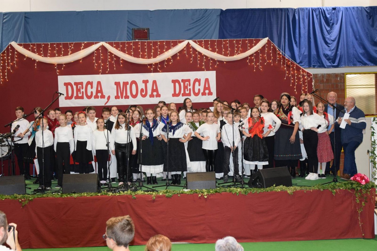 susret malih čuvara međimurske popevke dobravske Tete Lize2023 susret malih čuvara međimurske popevke dobravske Tete Lize2023