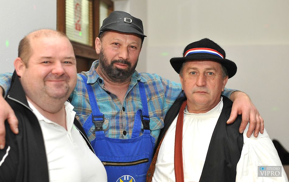 FAŠNIK U GORIČANU Prva nagrada za ‘Vlak u snijegu’, drugo mjesto ‘Ledenim kraljicama’