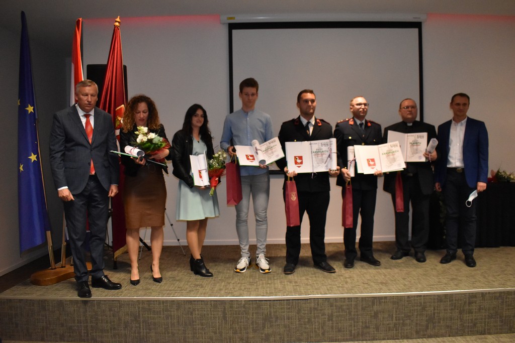 SVEČANO U TOPLICAMA SVETI MARTIN Nagrađeni Ivan Herceg, Matija Trstenjak, Tatjana Hažić, vatrogasci… SVEČANO U TOPLICAMA SVETI MARTIN Nagrađeni Ivan Herceg, Matija Trstenjak, Tatjana Hažić, vatrogasci…