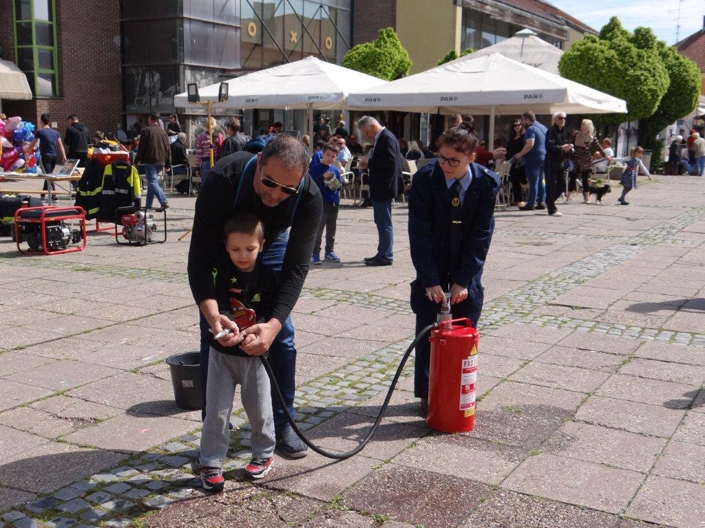 Vatrogasci na čakovečkom trgu