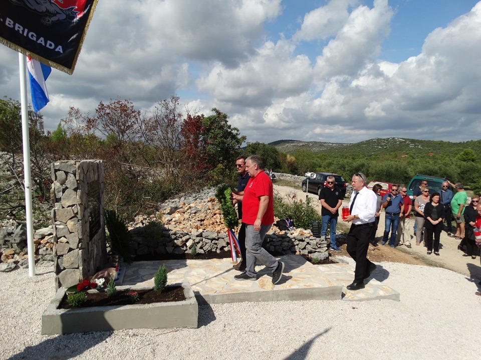 U Vodičkom zaleđu otkriven spomenik zapovjedniku Ivanu Vurušiću