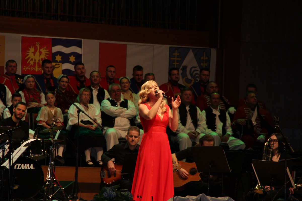 Kajkavci u Lisinskom