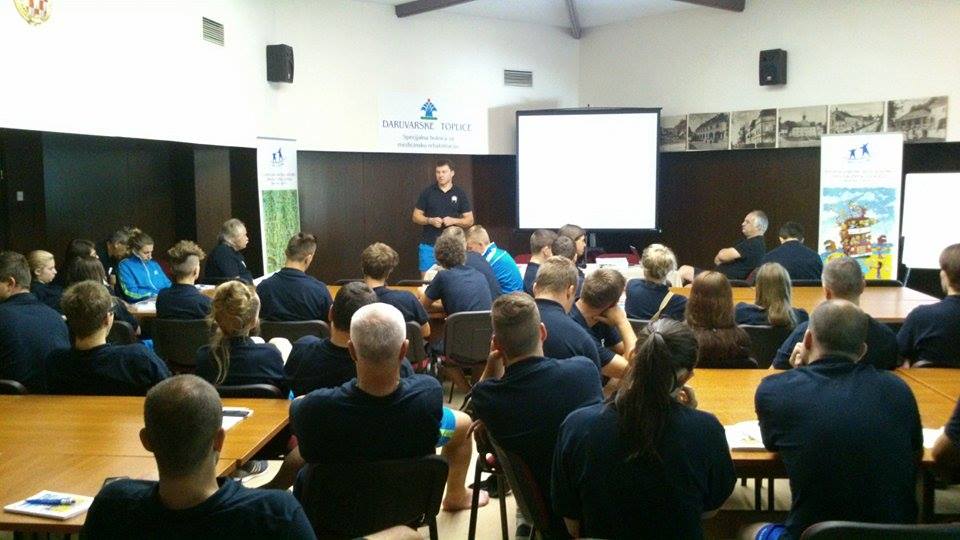 1047753051928431153439175522031