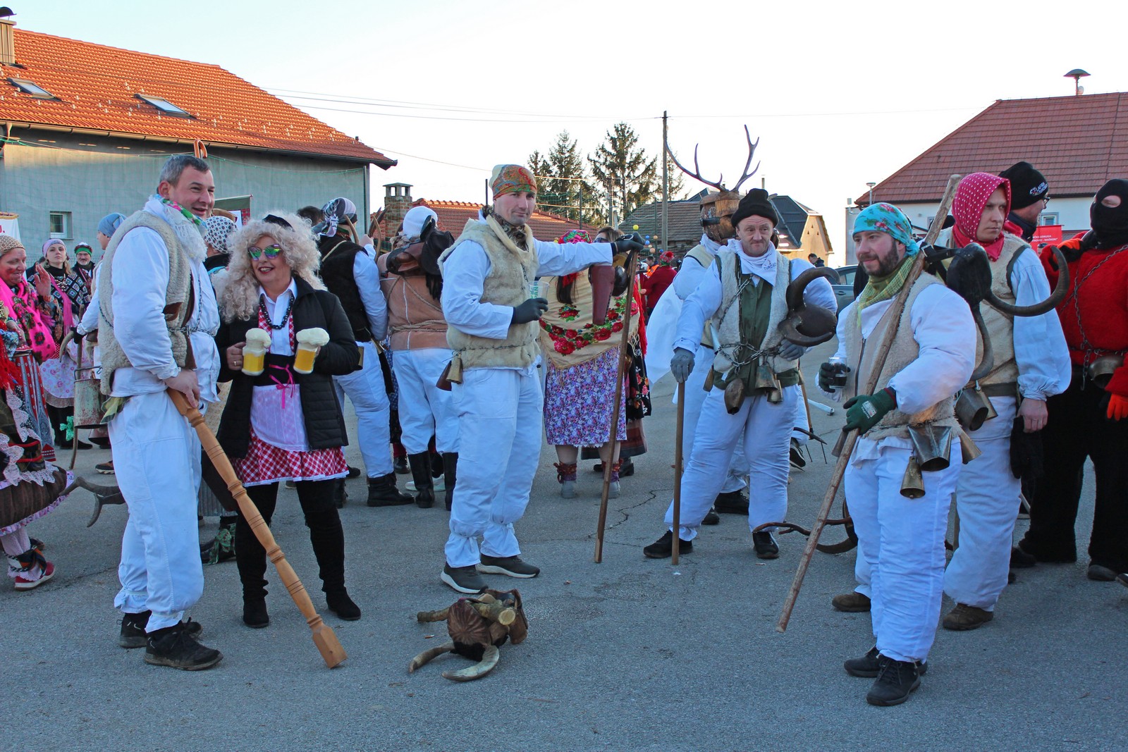 SEZONA MAŠKARA Veselo je bilo na Fašniku u Zasadbreg