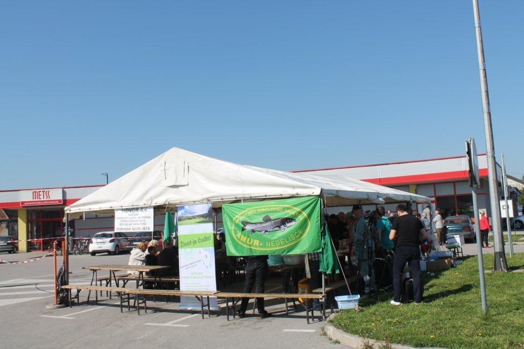 Humanitarna podjela ribica u Nedelišću