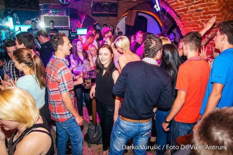 slika00061 Antrum (Subota, 28.6.2014. – Sandra Afrika)