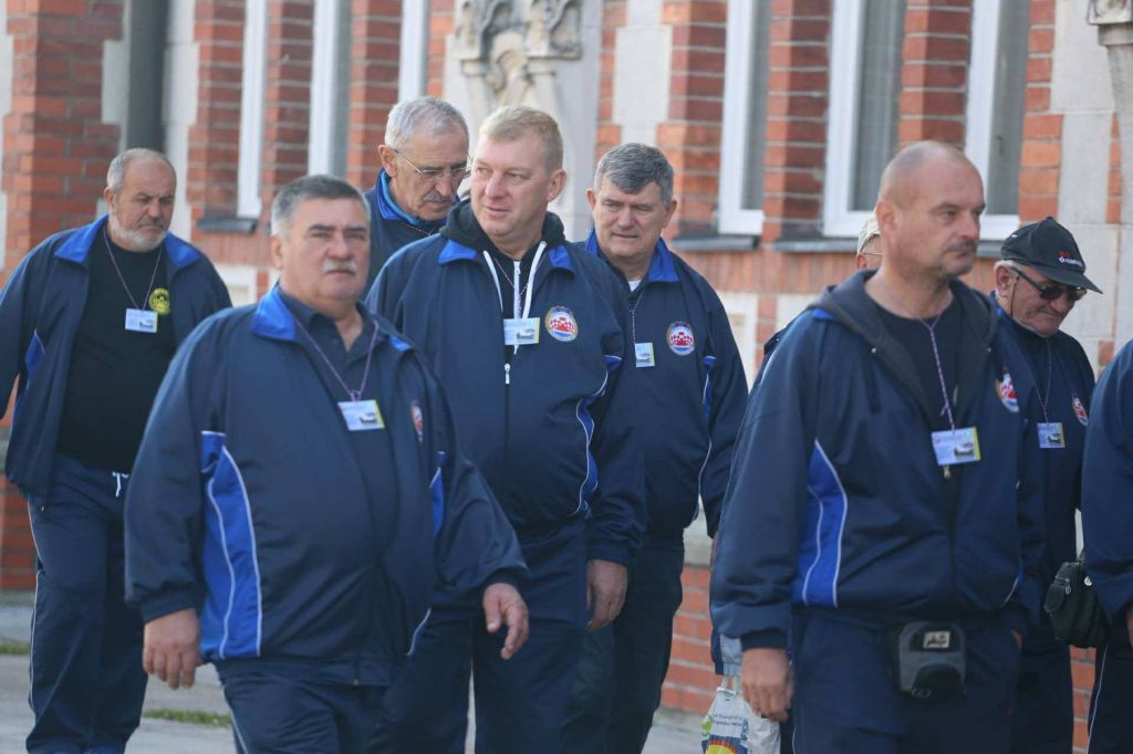 2195150810213070971665910126819