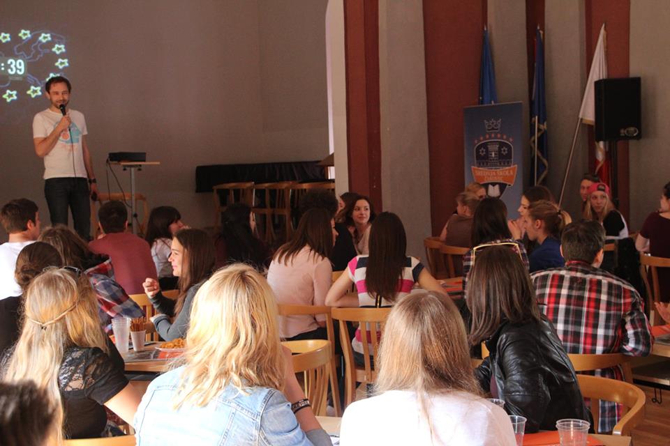 1125813292234698784383834663954