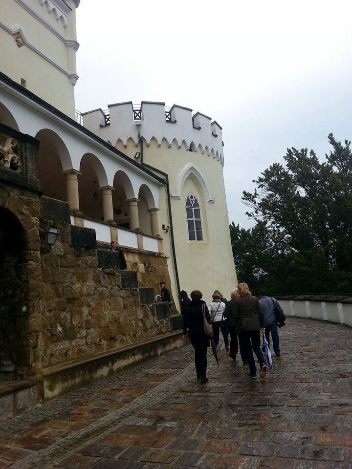 1202763574418219904721041444162