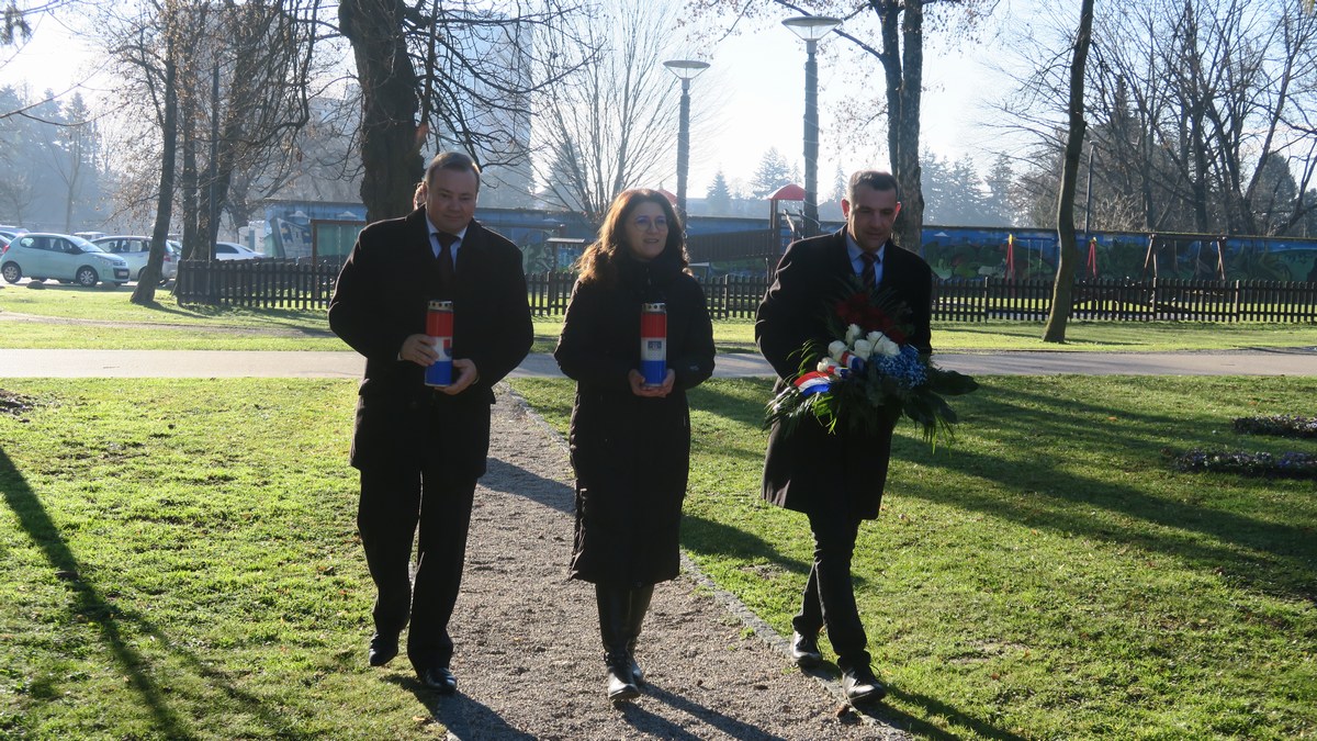 Odana počast braniteljima uz obljetnicu međunarodnog priznanja Hrvatske