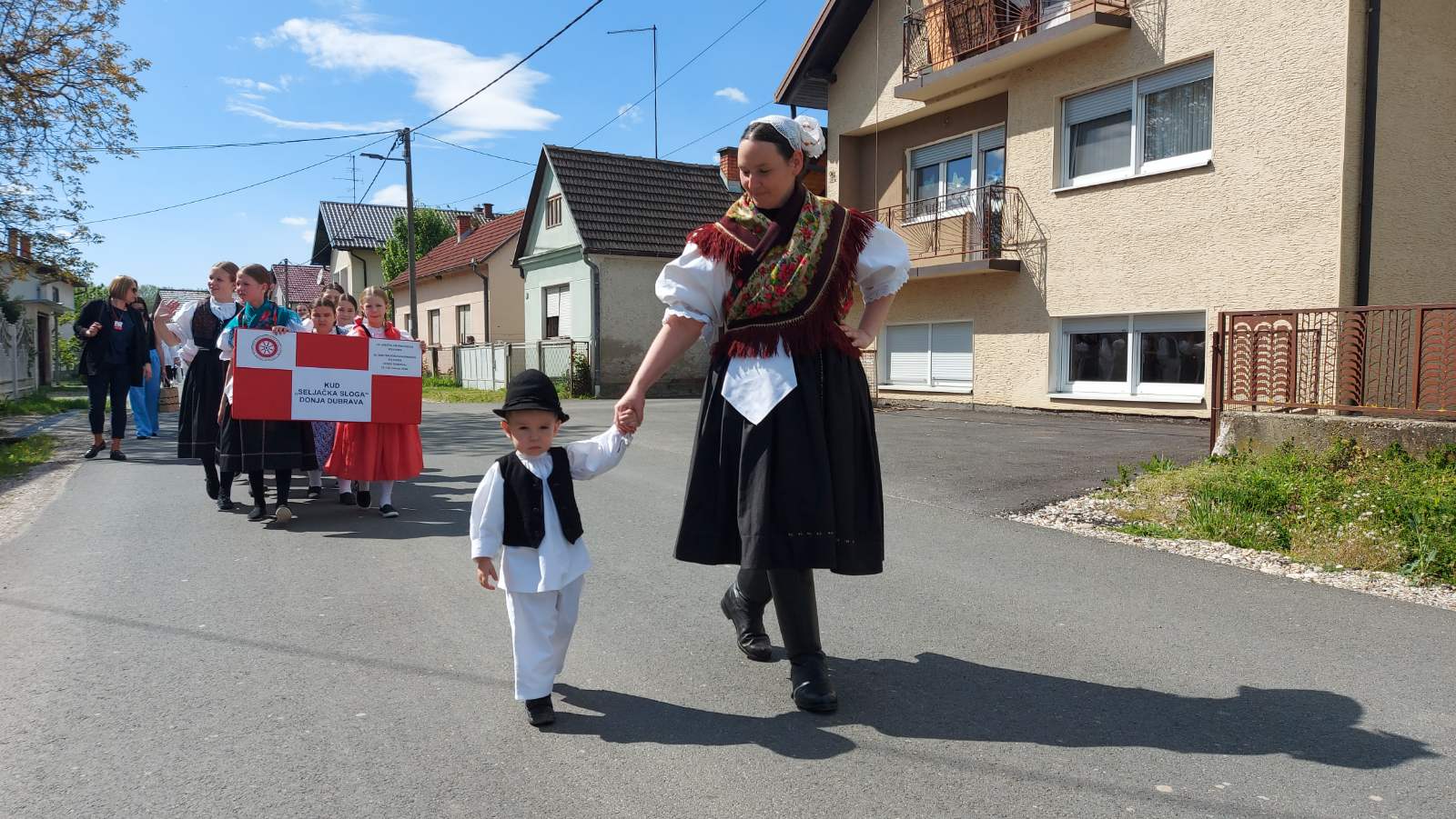 folklor donja dubrava