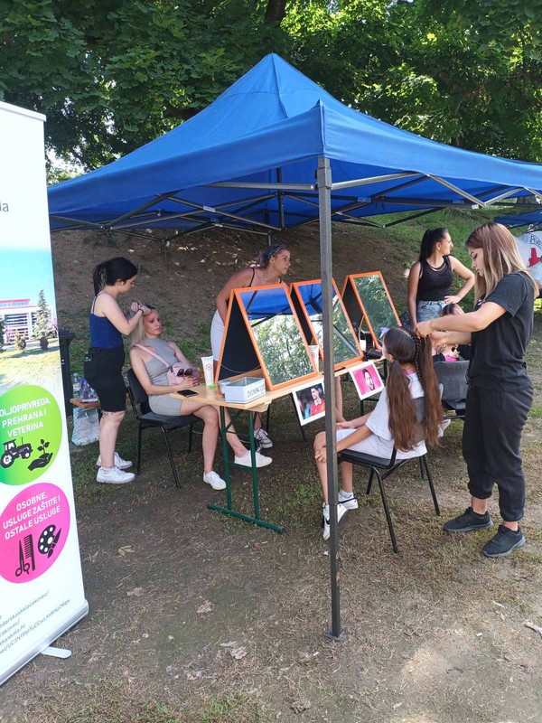 Učenice Gospodarske škole