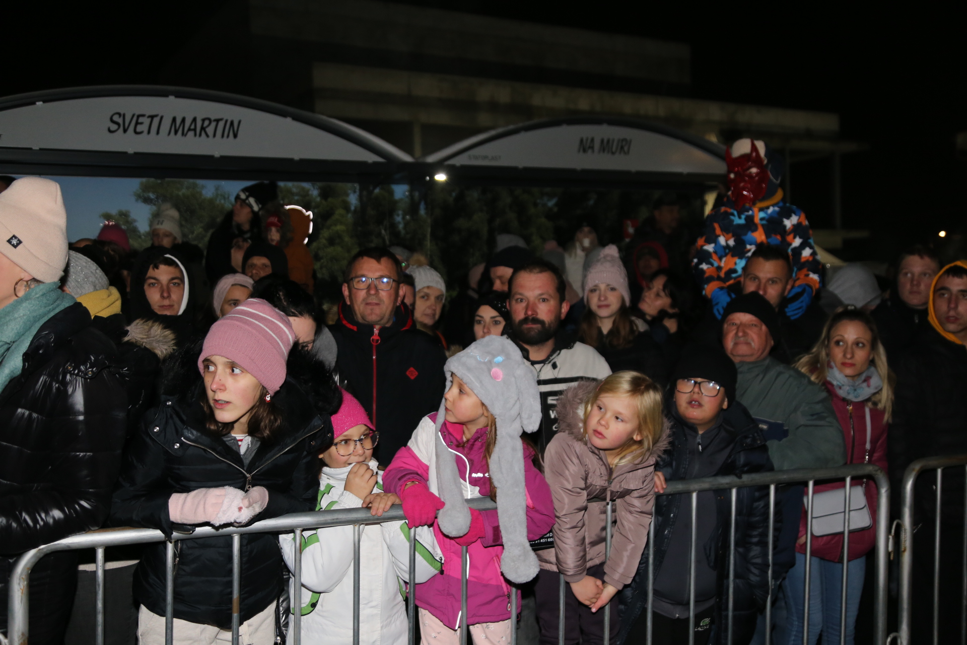 BILO JE ZANIMLJIVO Svetomartinski Krampuslauf opet oduševio brojne posjetitelje BILO JE ZANIMLJIVO Svetomartinski Krampuslauf opet oduševio brojne posjetitelje