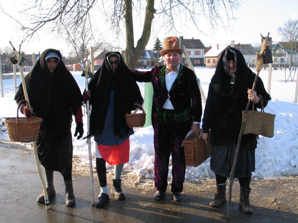 kotoripskifasenk164934279