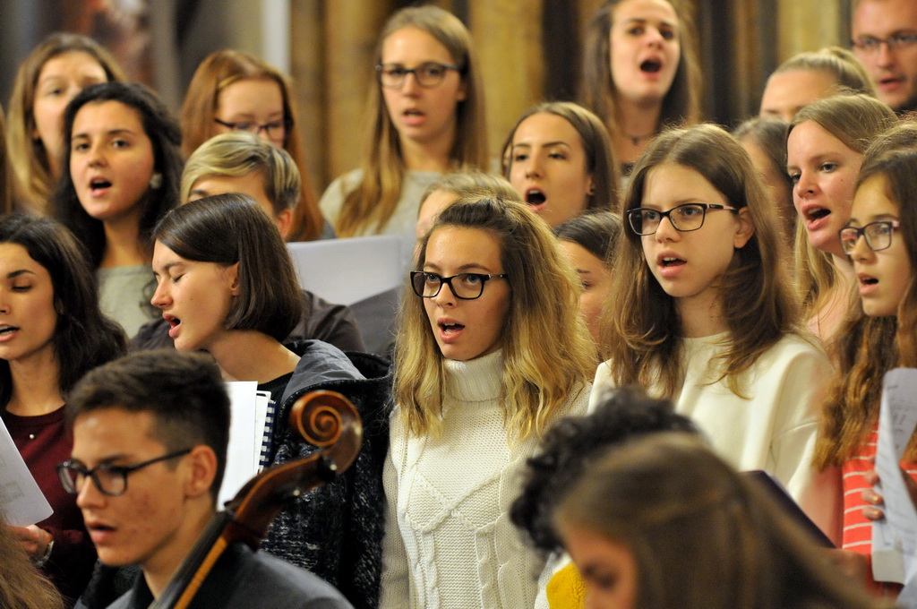 Holywin u Varaždinu – molitveno bdijenje mladih