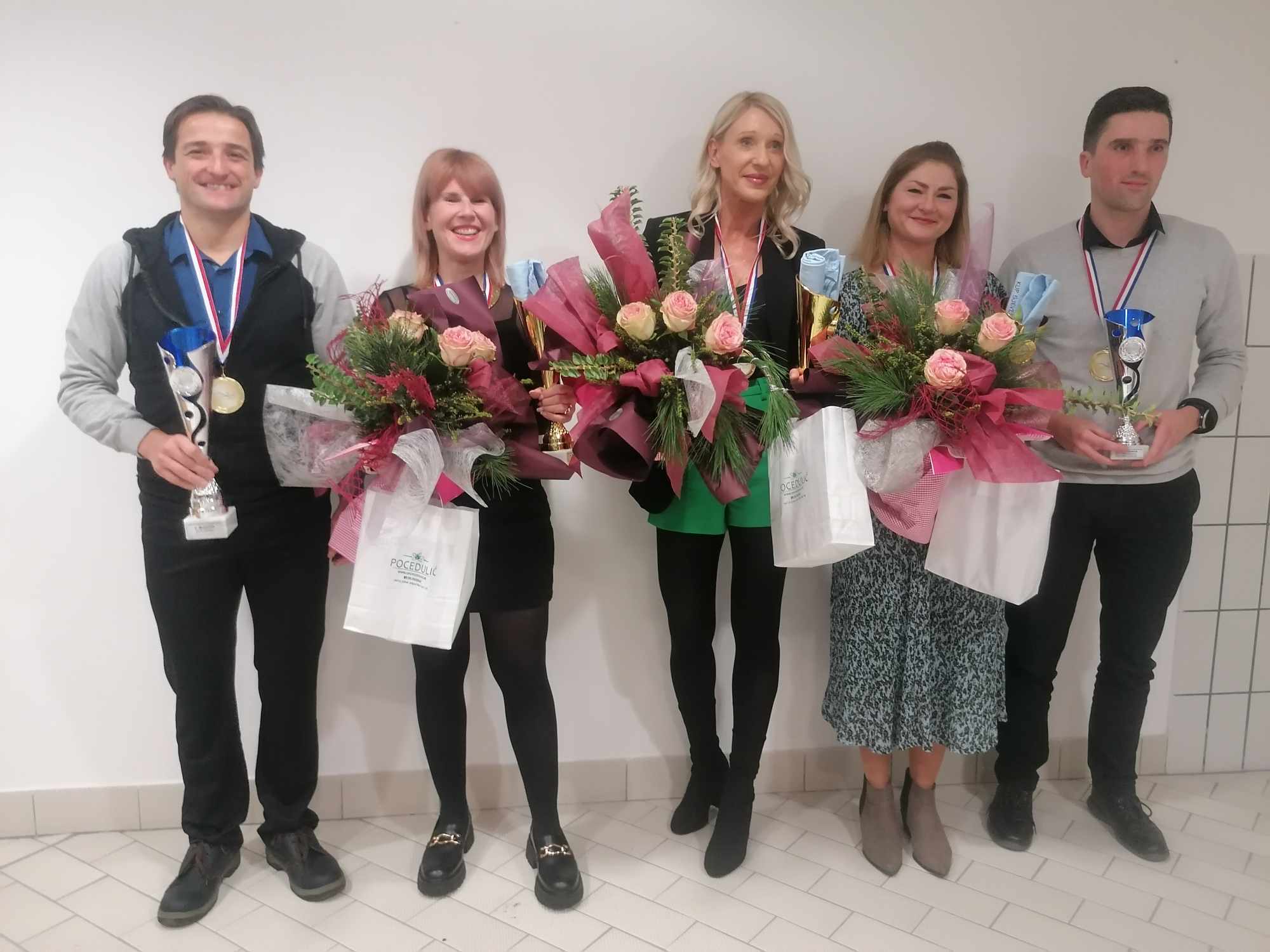 Image 5923293 (auto) Image 5923293 (auto)