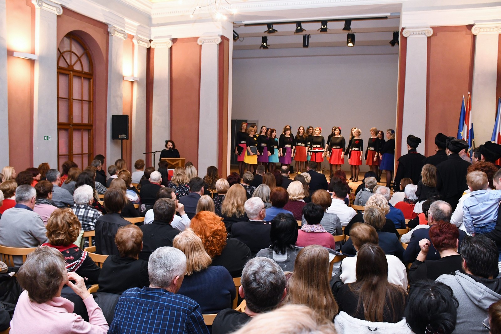 FOTO Članice Ženske vokalne skupine ‘Pučpuljike’ nastupom u Čakovcu oduševile mnogobrojnu publiku