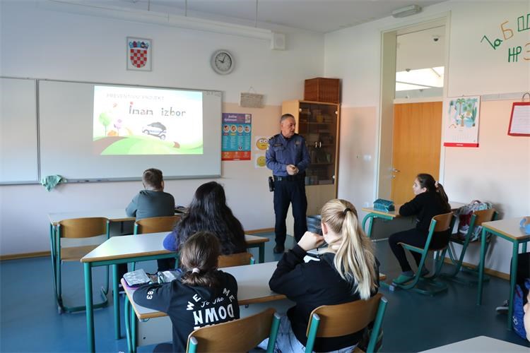 U kotoripskoj osnovnoj školi djeca učila o nasilju