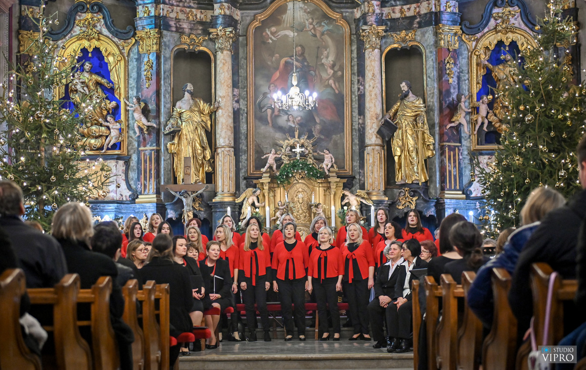 Održan tradicionalni božićni koncert svih zborova s područja Grada Preloga
