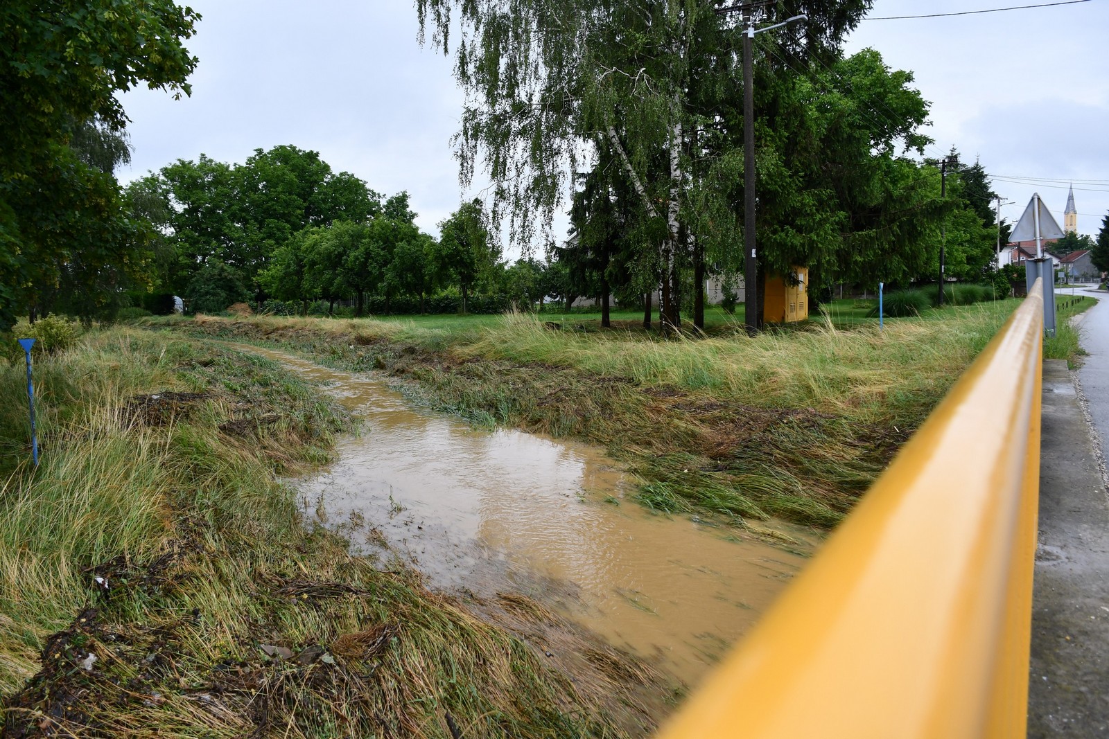 FOTO Posjetili smo mještane Macinca: ‘Ostali smo budni dugo u noći, i danas čistimo od jutra’